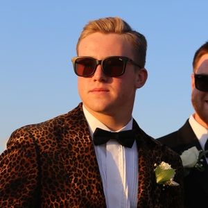 Meet your Posher, Riley